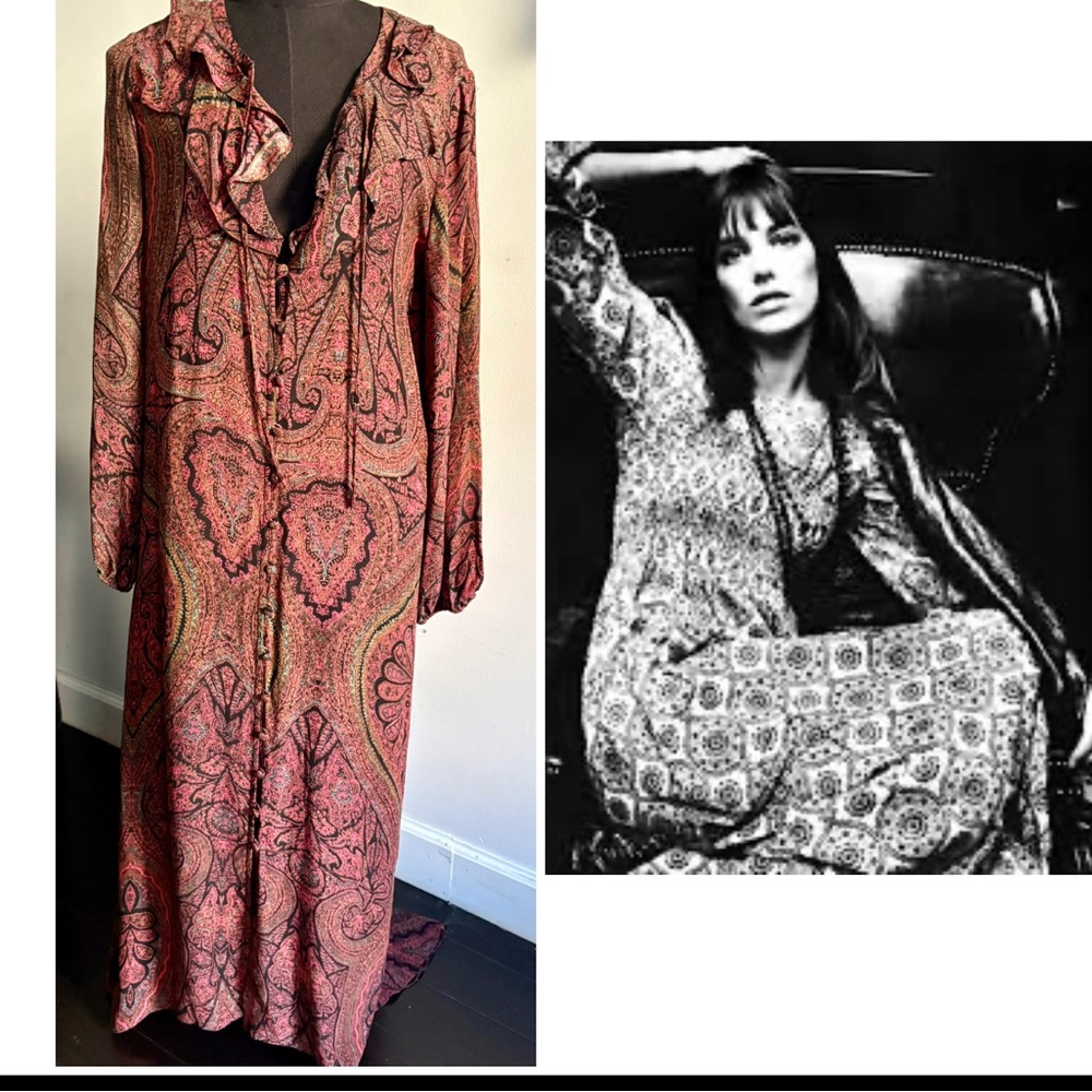 Elizabeth and James 100% silk light Red paisley print ruffle Sleeve Maxi Dress S